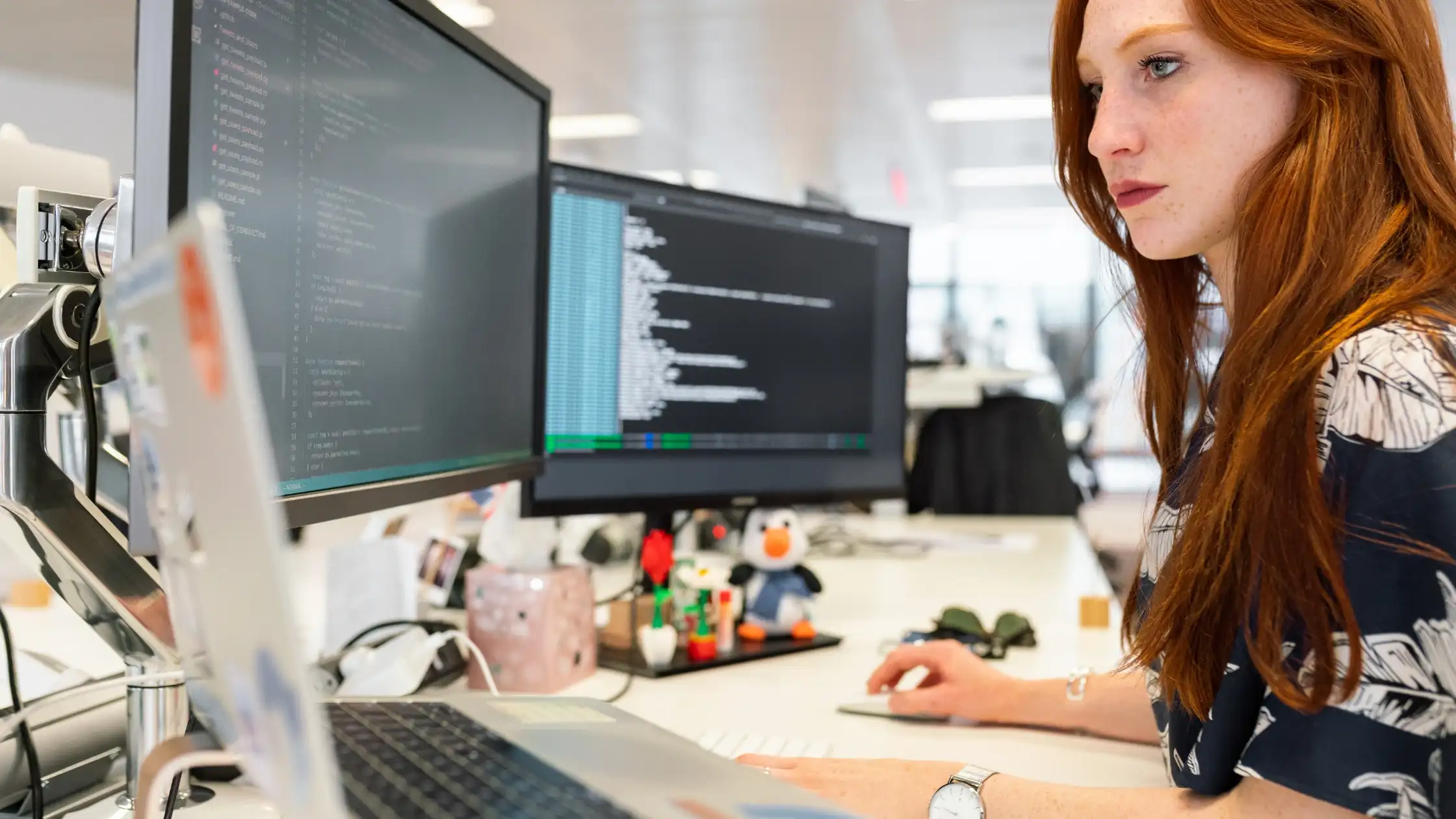 A female employee working on HVAC SEO campaign